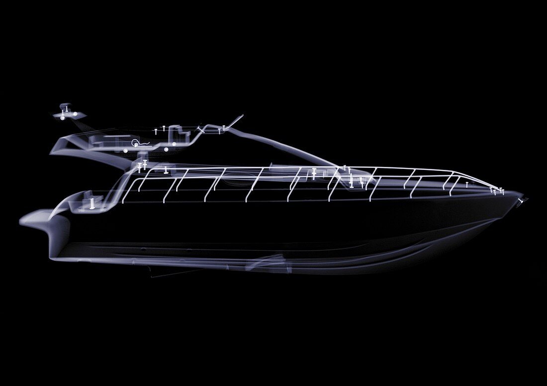 Model speedboat, X-ray