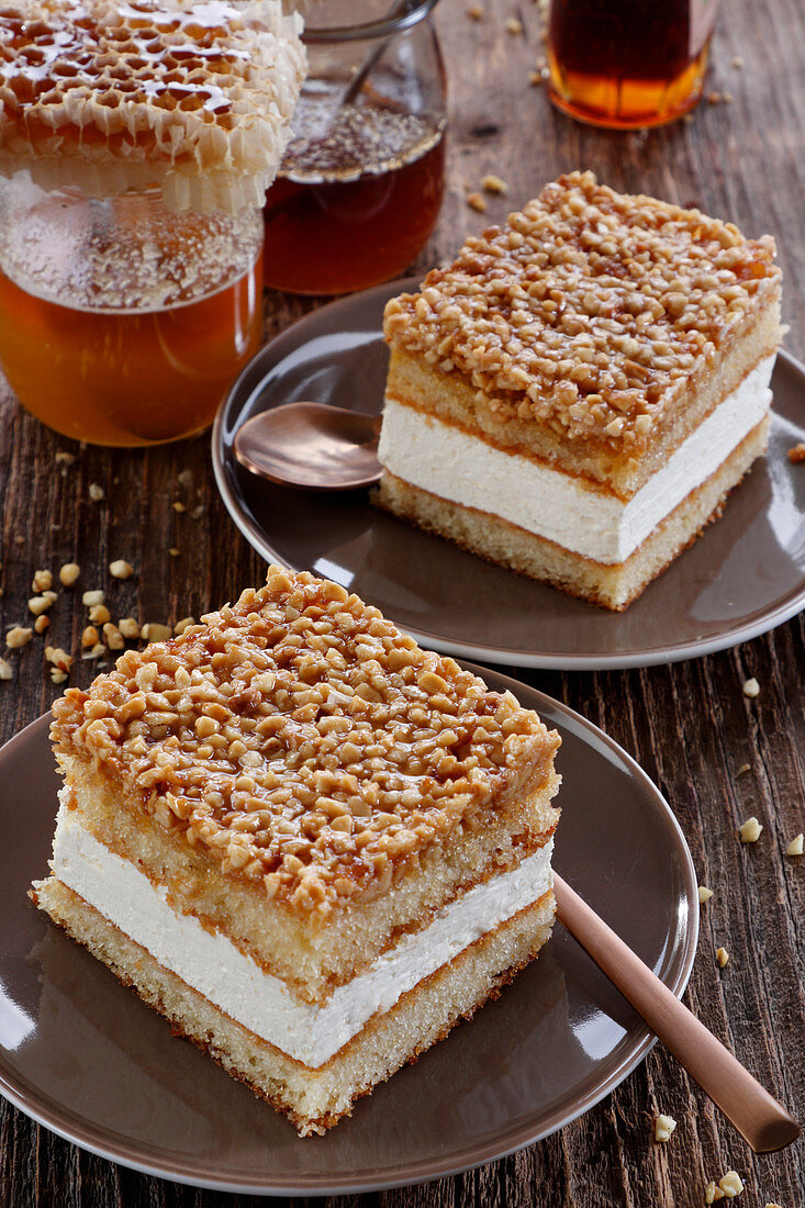 Honey cake with peanuts