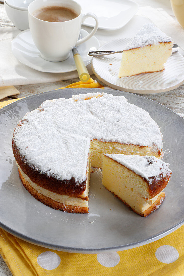 Lemon cheesecake