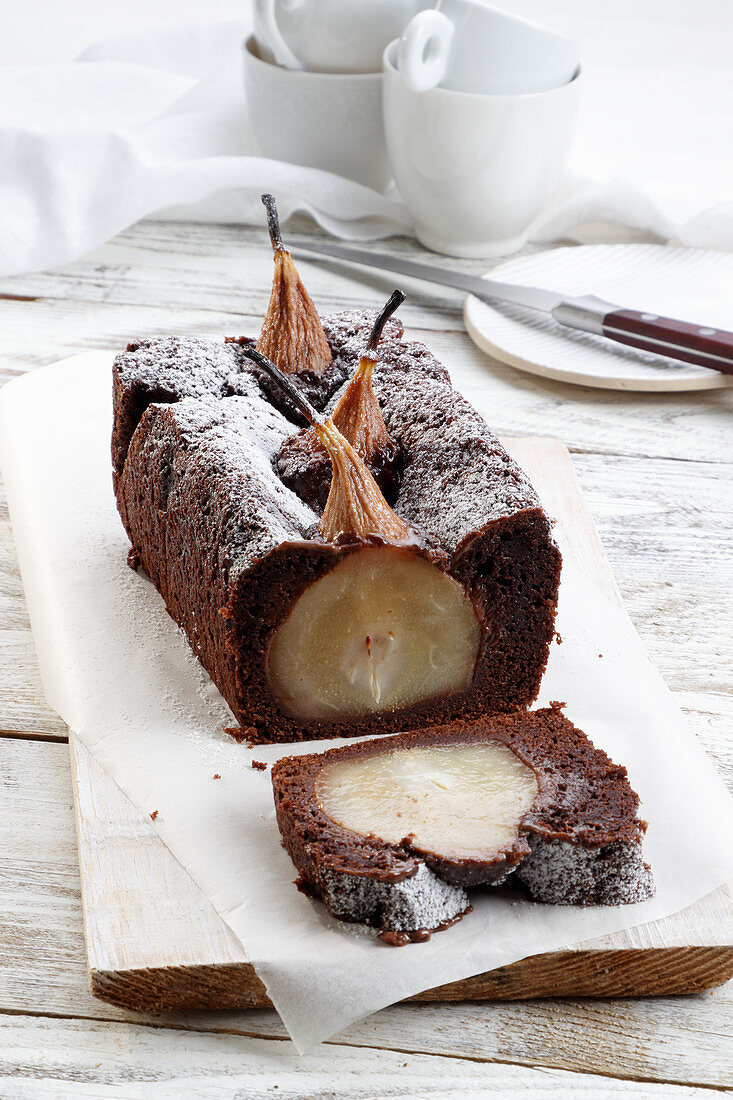 Chocolate cake with pears