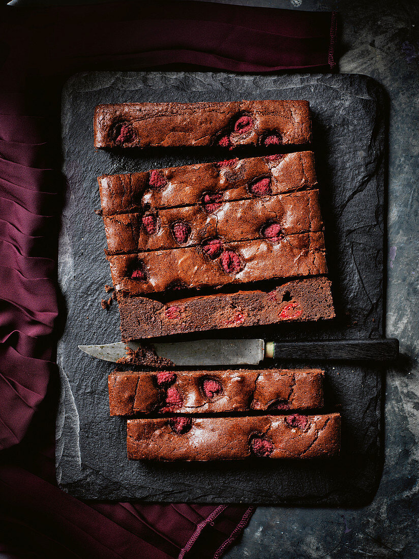Himbeer-Buttermilch-Brownies