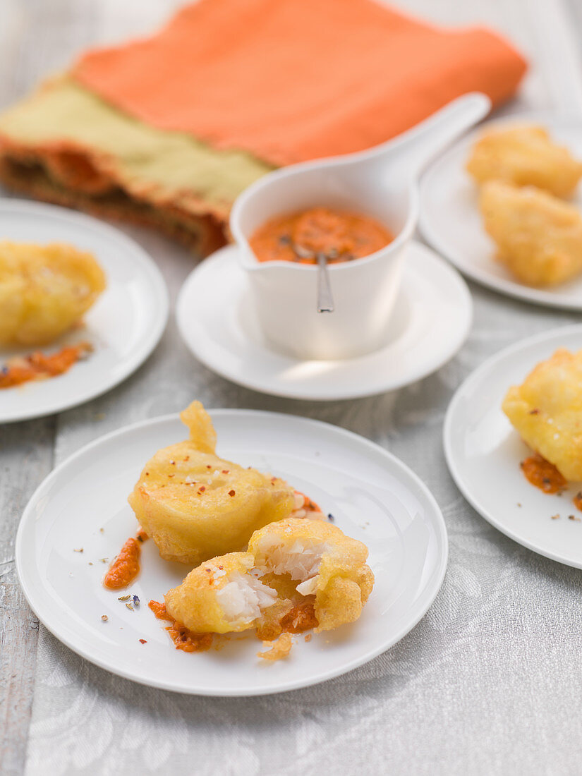 Fischnuggets mit rotem Paprikapesto