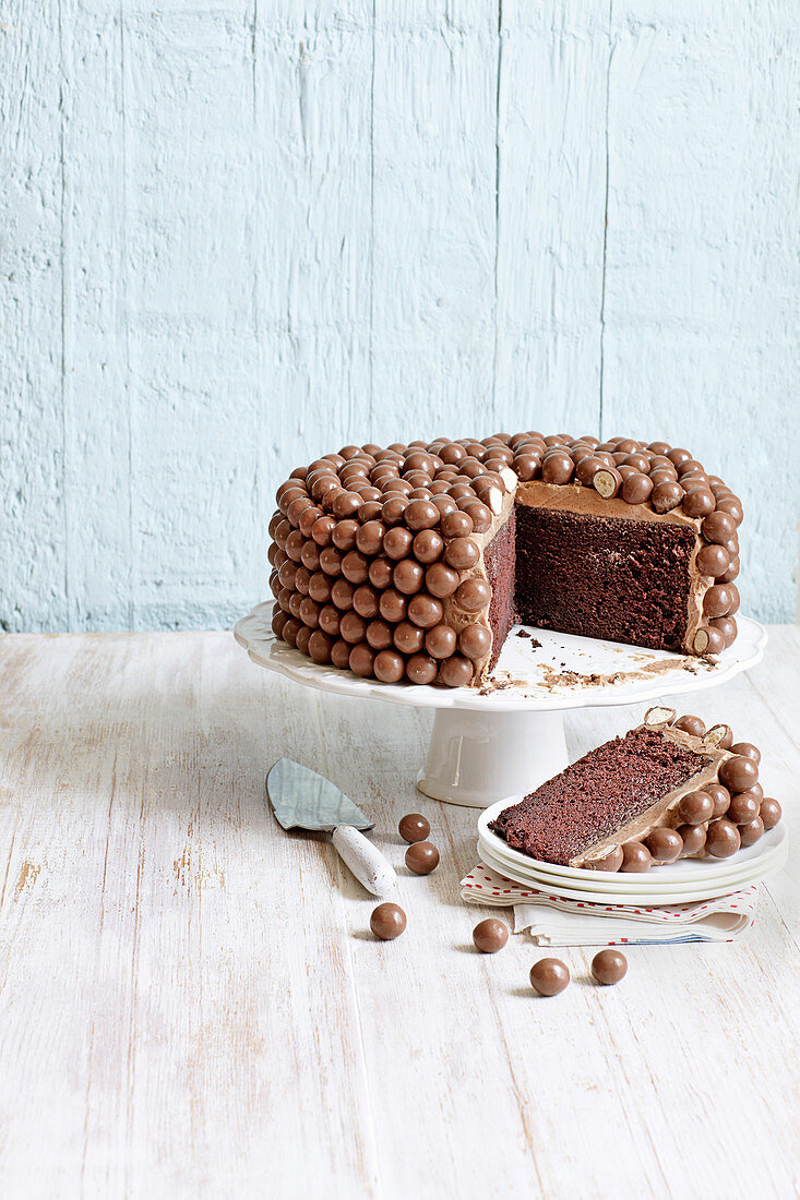Schokoladen-Chiffon-Cake mit Maltesers