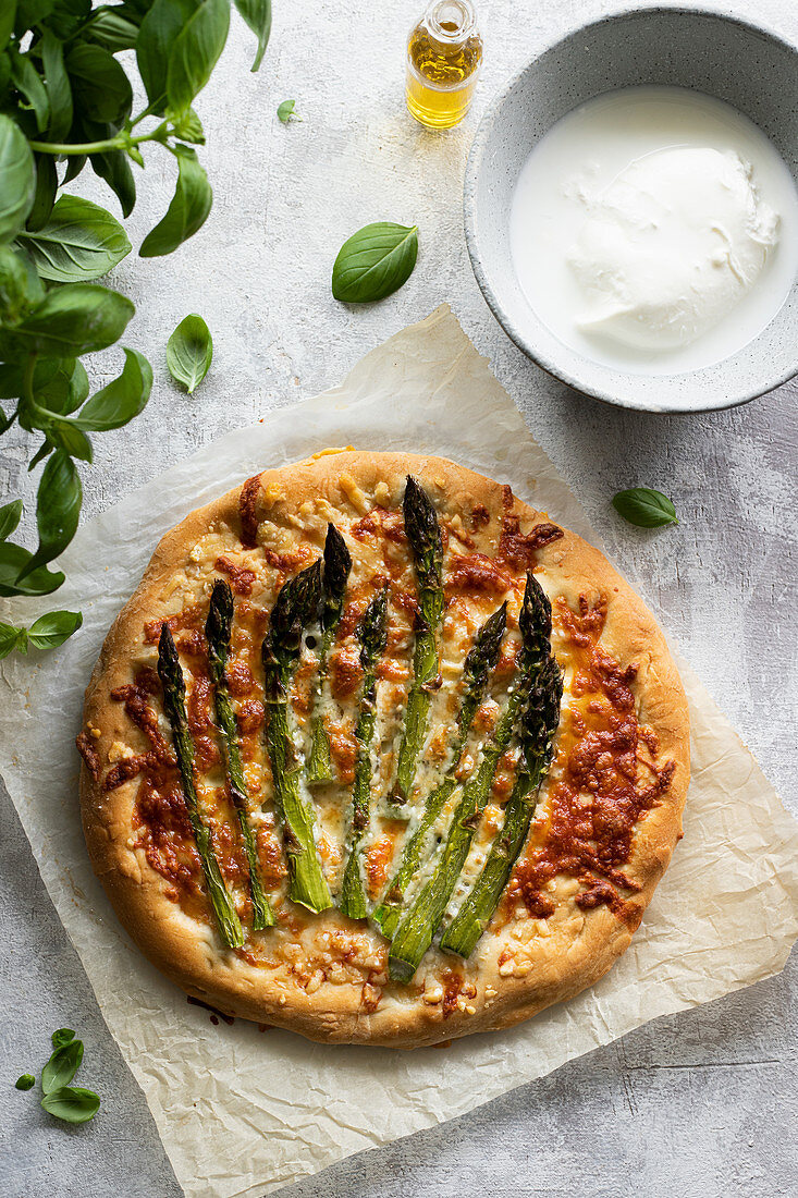 Asparagus pizza