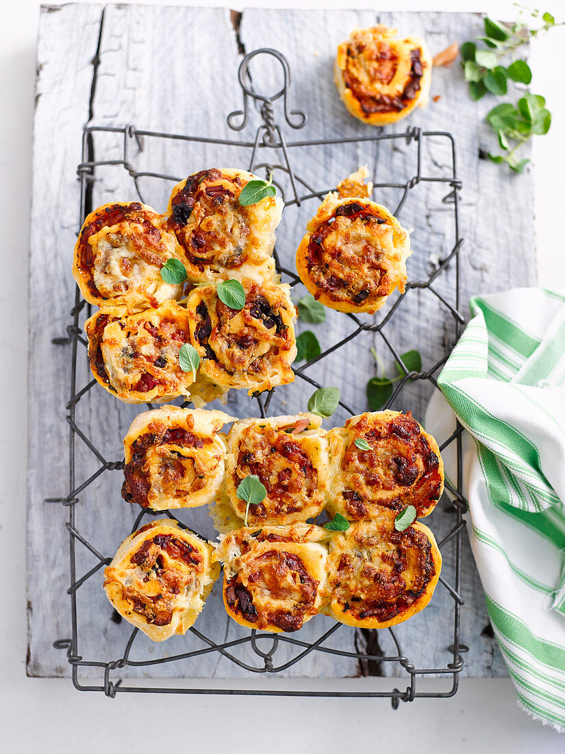 Olive and Bacon Pizza Scrolls