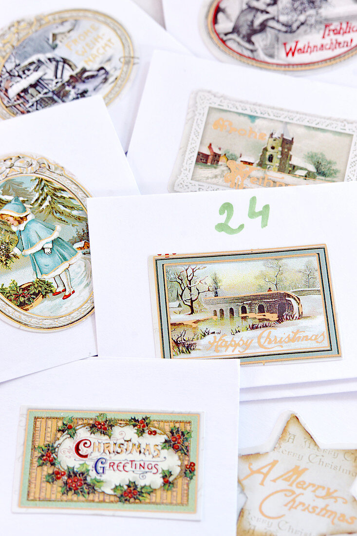 Greetings cards with nostalgic Christmas motifs