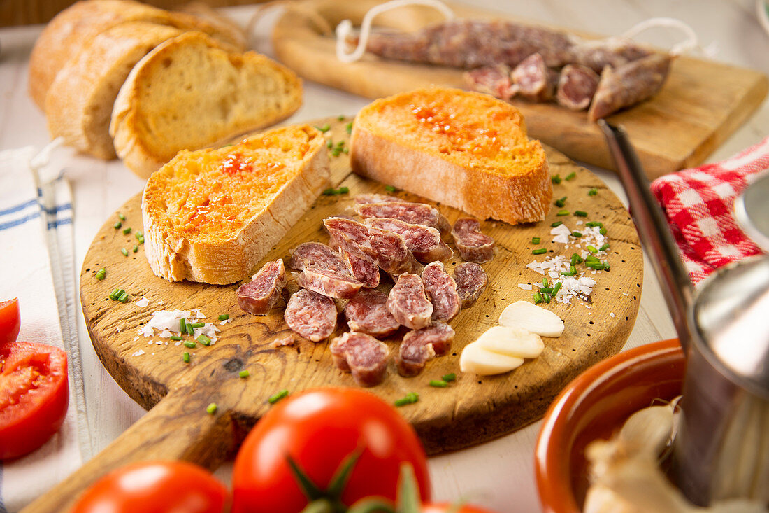 Secallona - traditional pork cut in Catalunya (Spain), served with traditional 'Pà amb tomaquet'