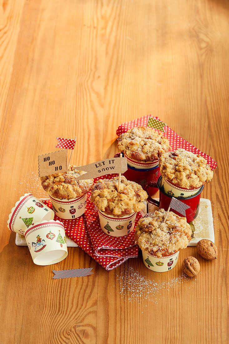 Baked apple and walnut muffins