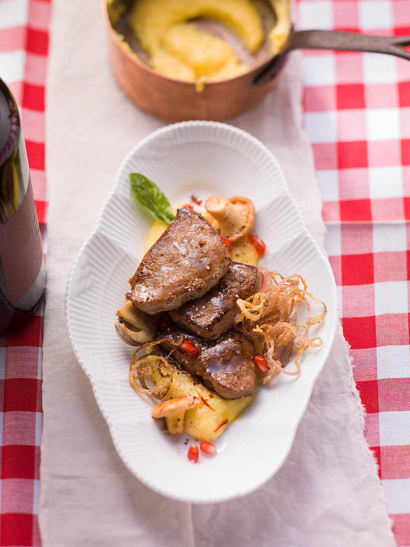 Veal liver with mashed potatoes (Italy)