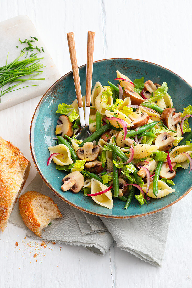 Pasta salad with mushrooms and beans