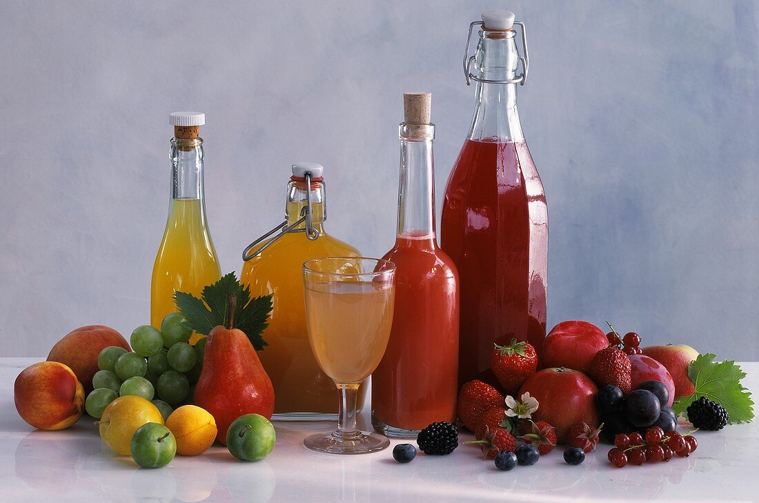 Home-made juices in bottles; fresh fruit & berries
