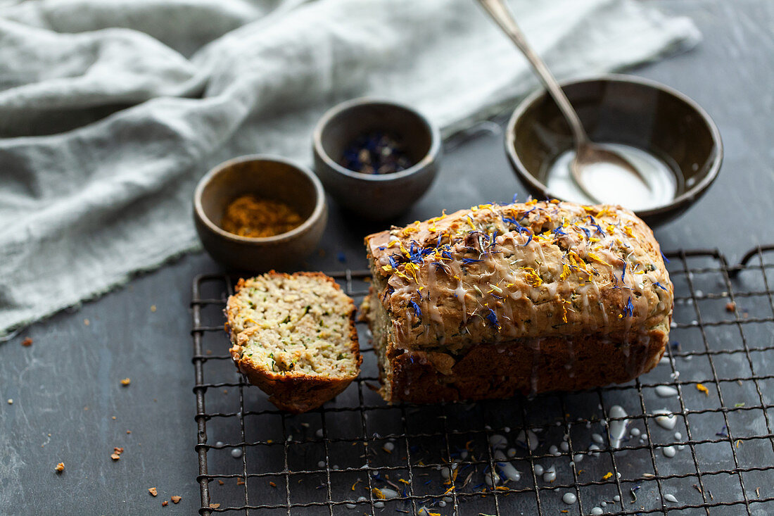 Banana and courgette bread with edible flowers