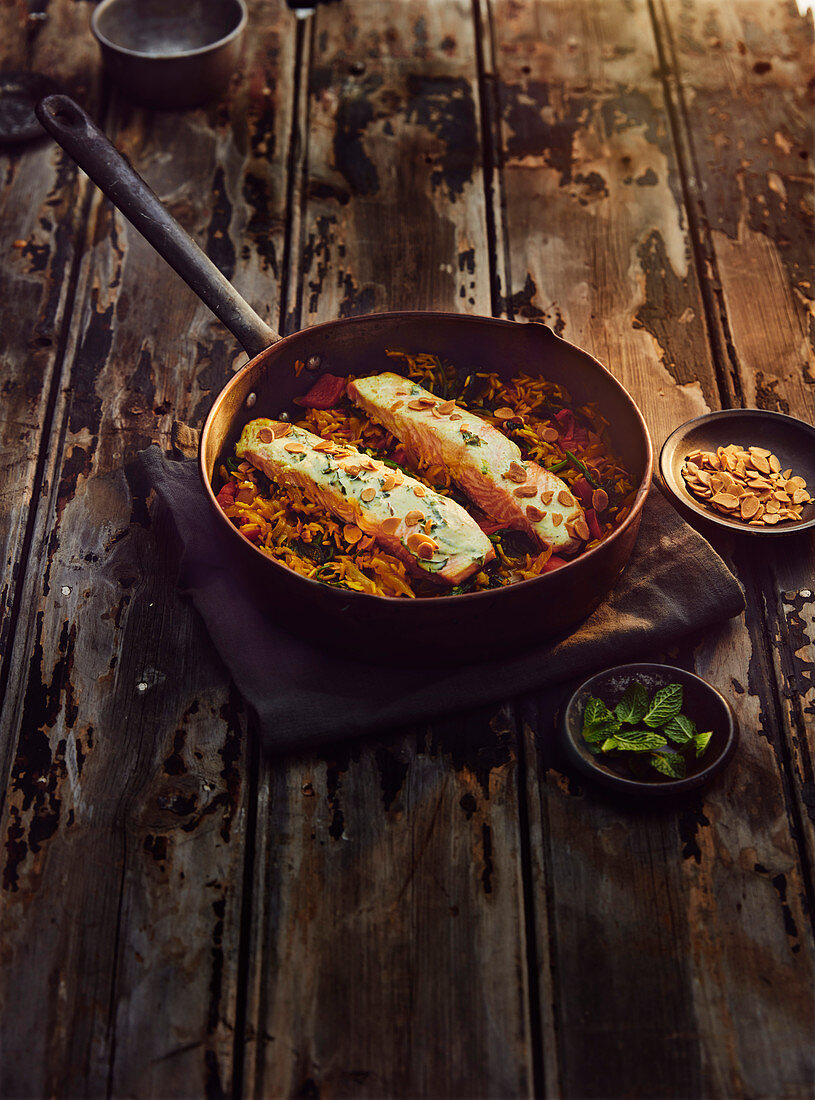 Spinach kedgeree with spiced salmon fish