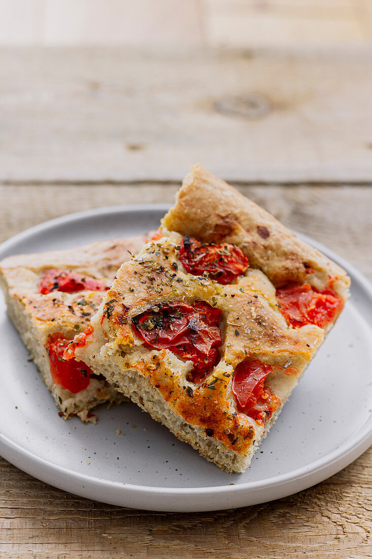 Focaccia with tomatoes