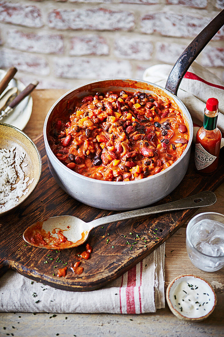 Double bean and roasted pepper chilli