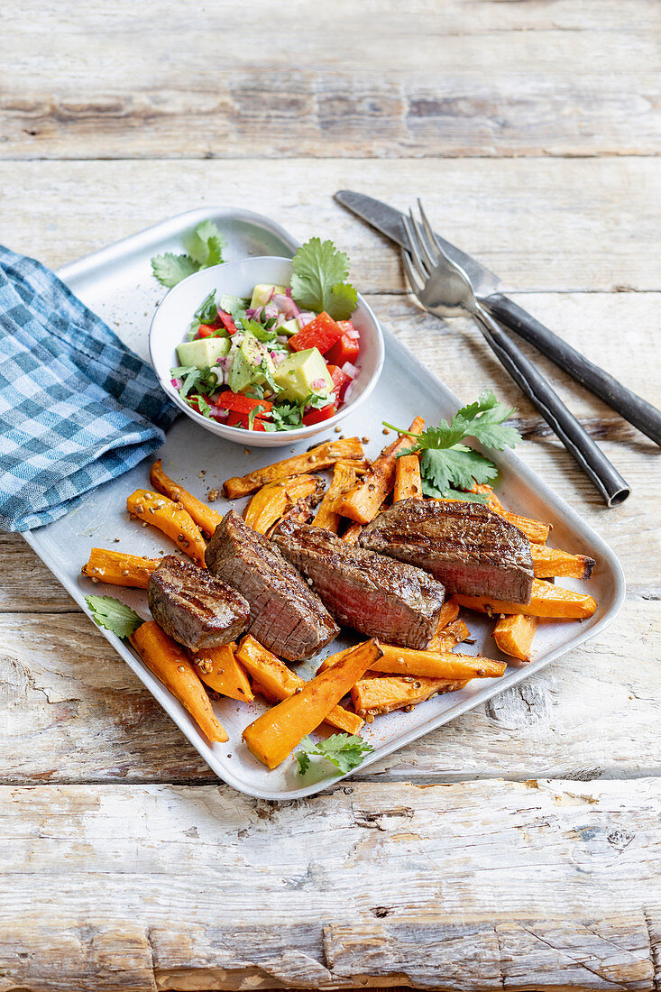 Fillet steaks with sweet potato chips