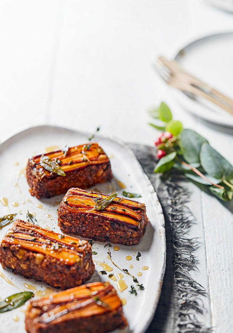 Mini nut roasts with candied carrots