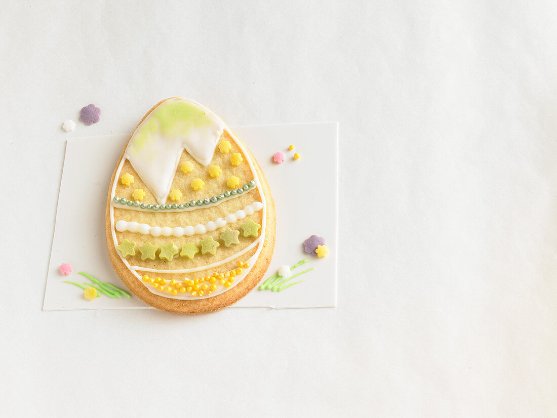 An Easter egg biscuit