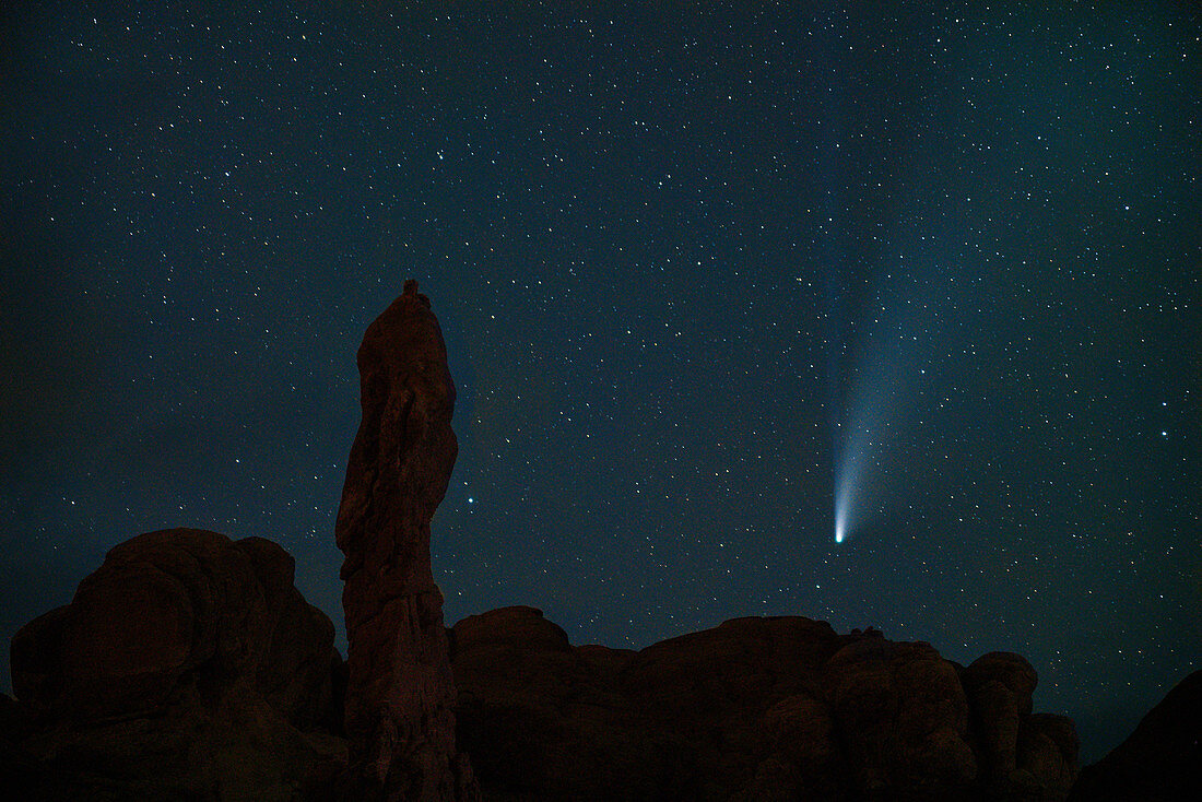 Comet Neowise over Arches National Park, Utah, USA