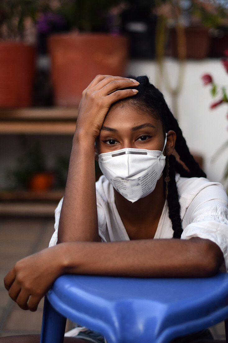 Woman wearing face mask