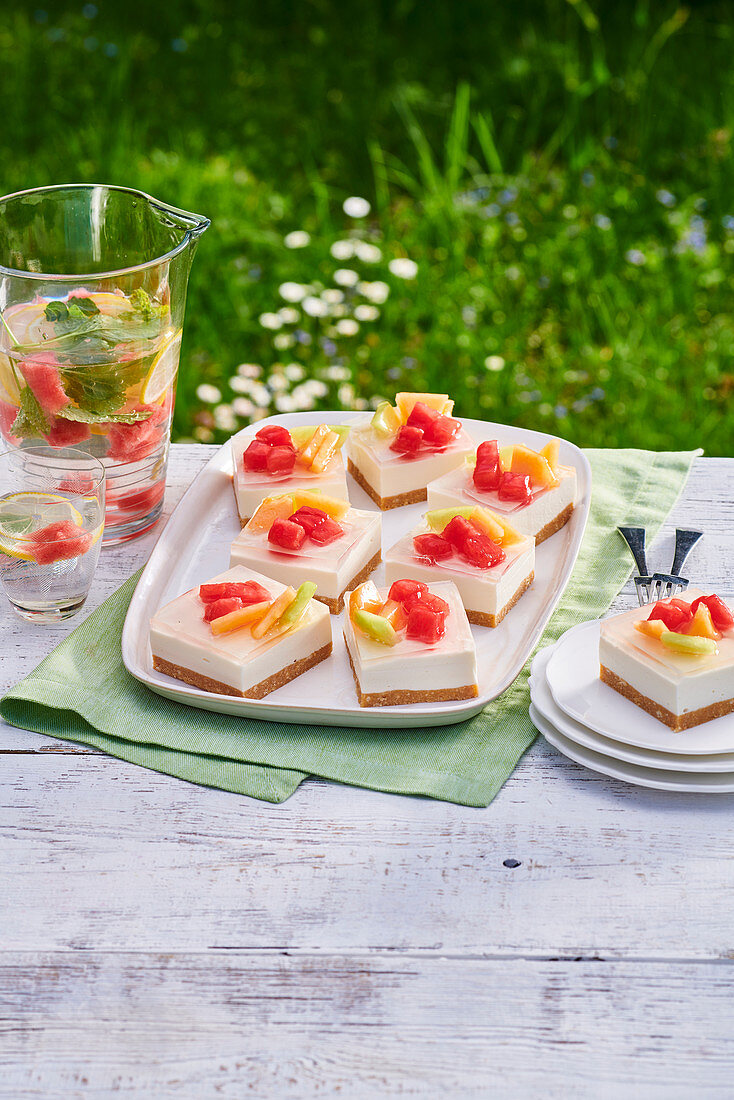 Cheesecake with melon