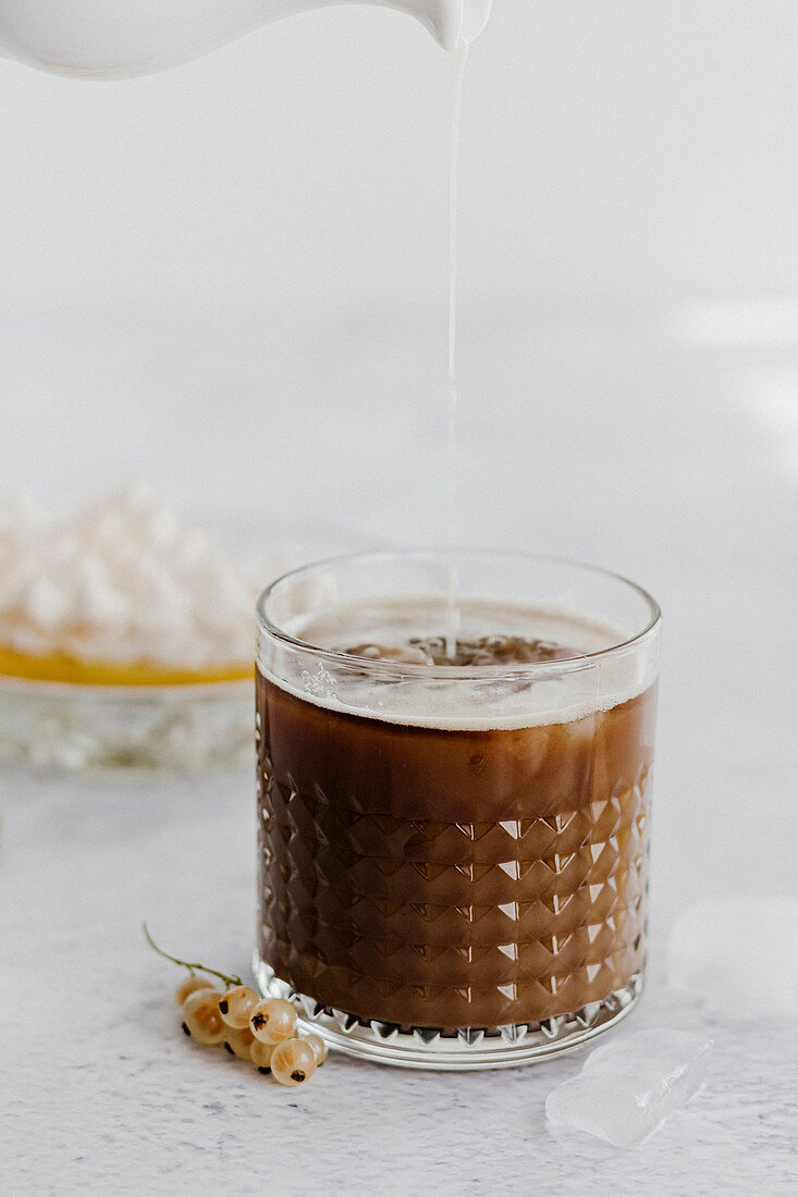 Eiskaffee mit Haferdrink