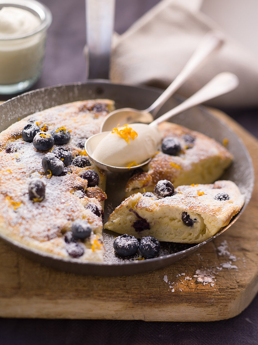 Blueberry pancake with mascarpone cream