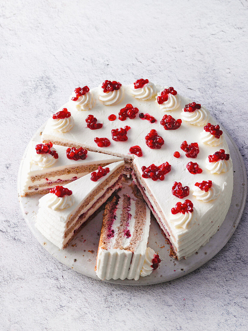 Lüneburger Buchweizentorte mit Preiselbeeren