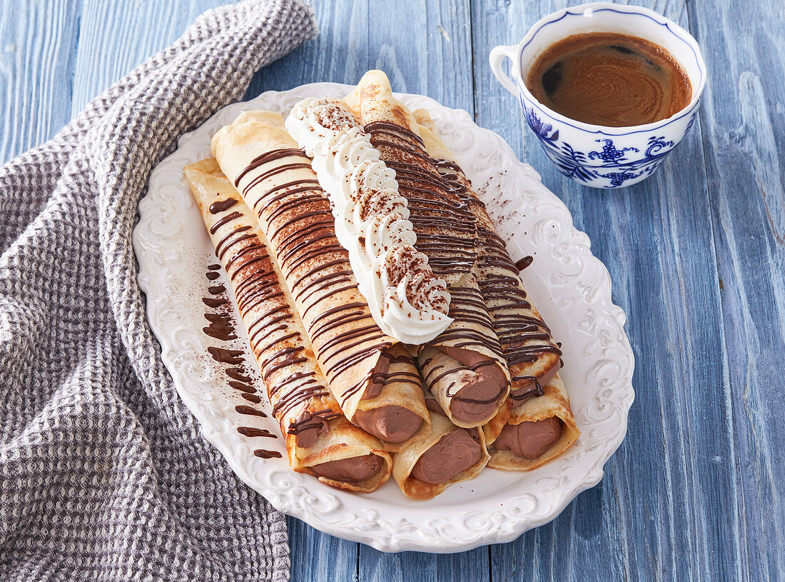 Bananencrepes mit Schokocremefüllung