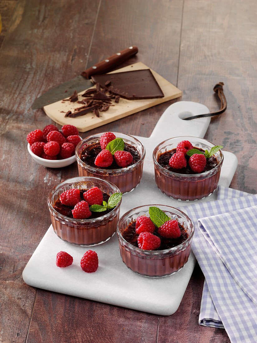 Chocolate crème brûlée with raspberries