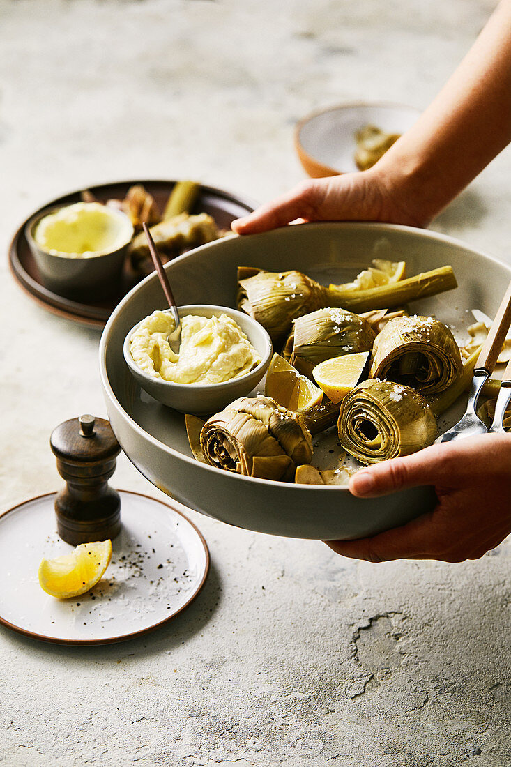 Steamed artichokes with green garlic mayonnaise