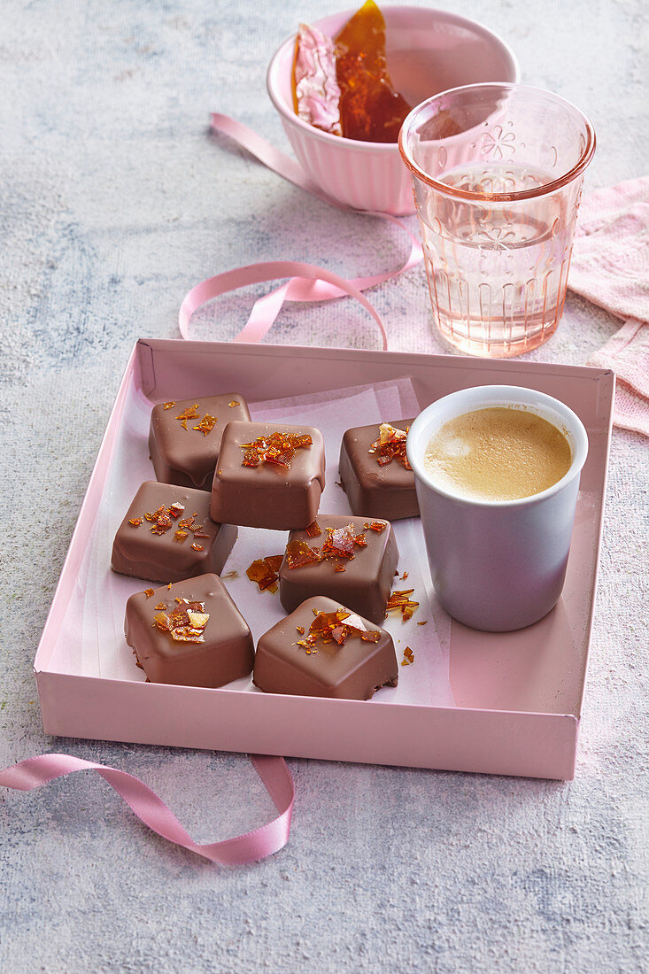 Chocolate pralines with salted caramel