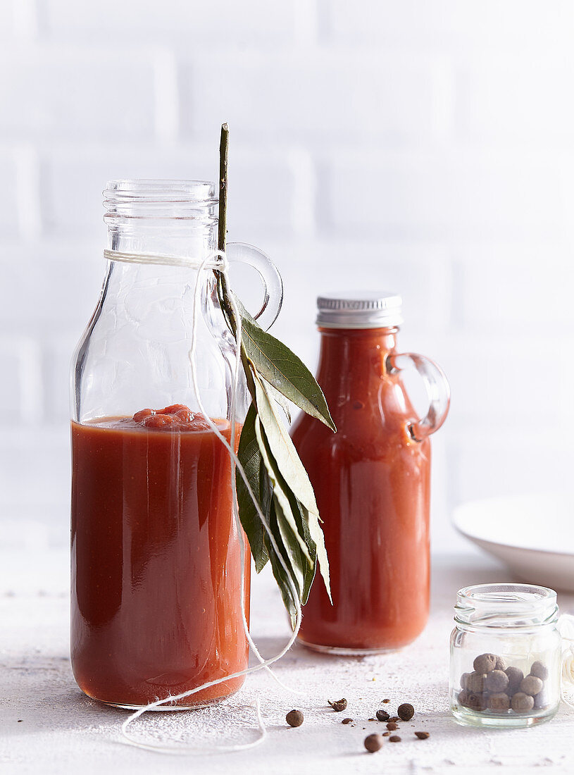 Delicate homemade ketchup