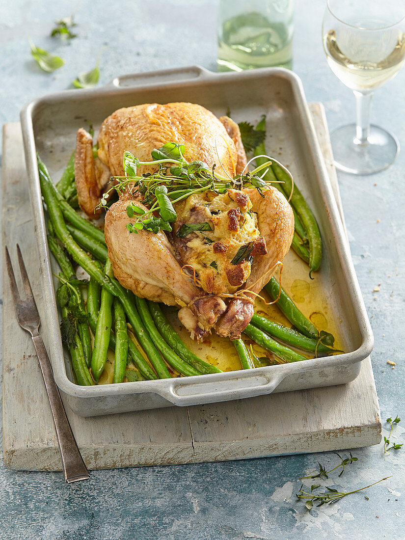 Chicken with nettle stuffing and green beans