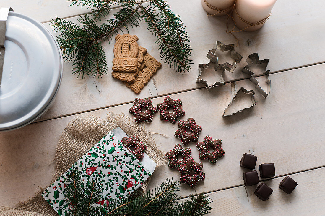 Speculoos, gingerbread and dominoes