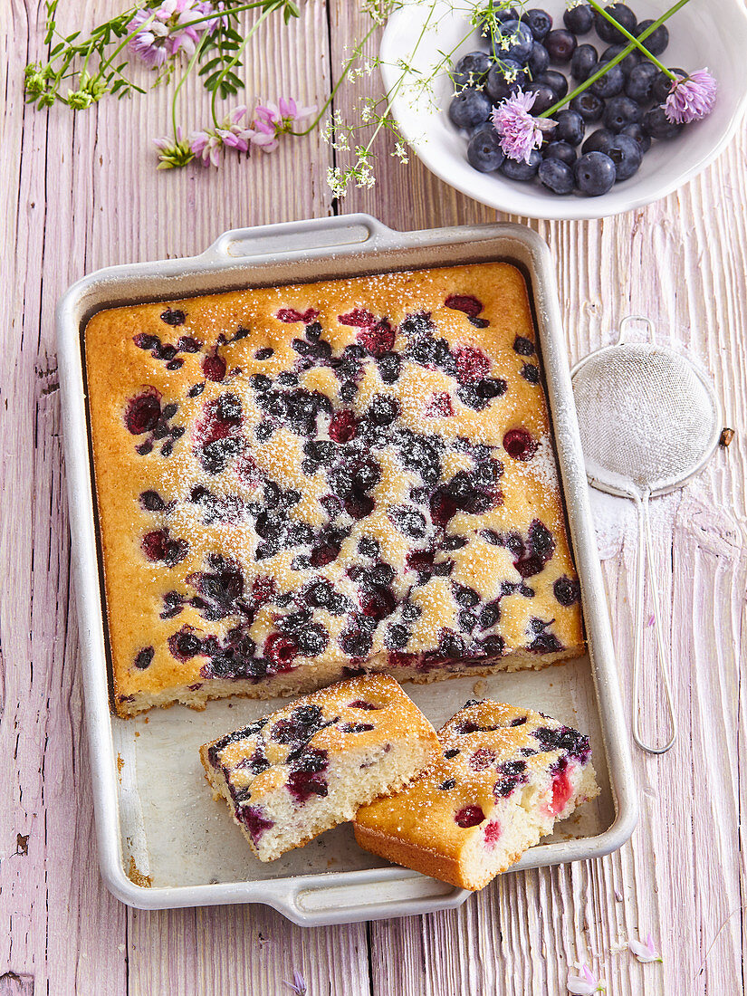 Blueberry and raspberry sponge cake