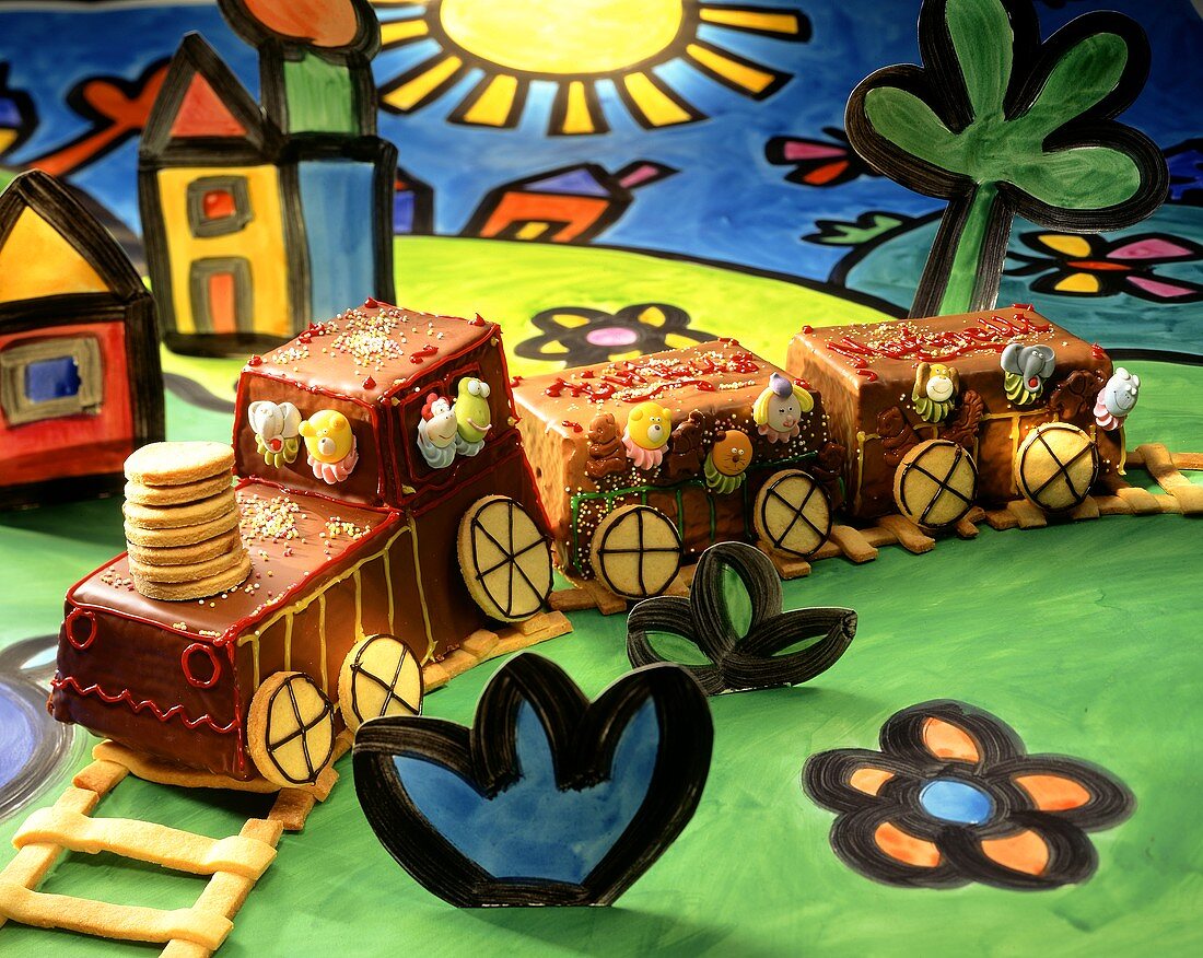 Kindergeburtstagskuchen in Form einer Lokomotive