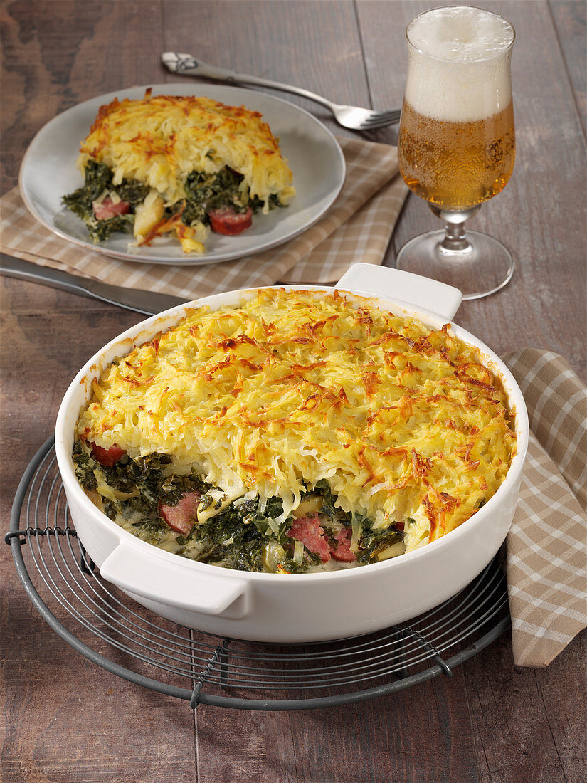 Kale gratin with hash browns crust