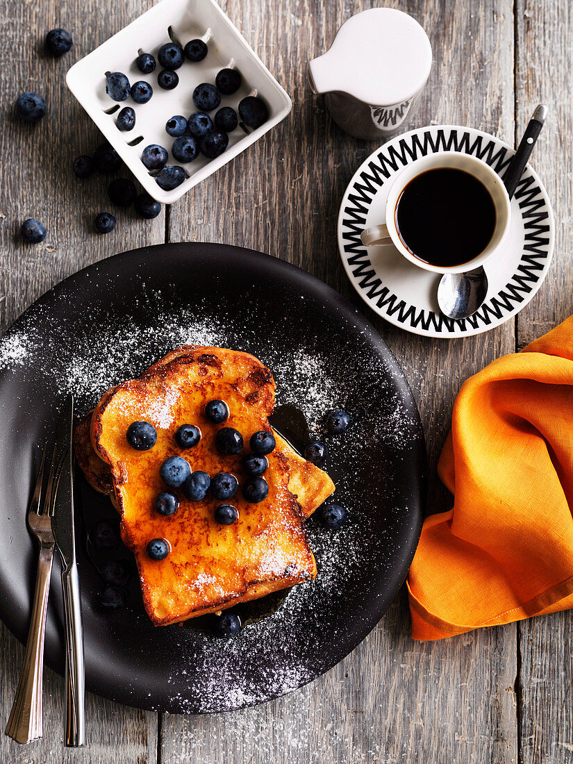 French toast with blueberries