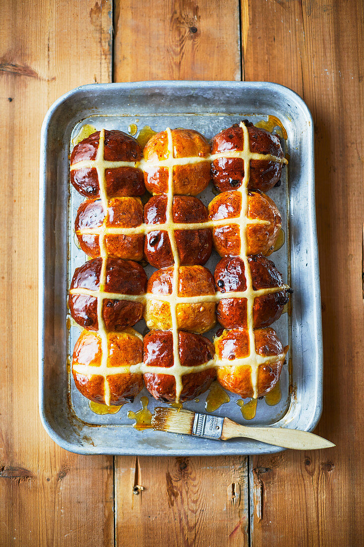 Hot Cross Brötchen für Ostern