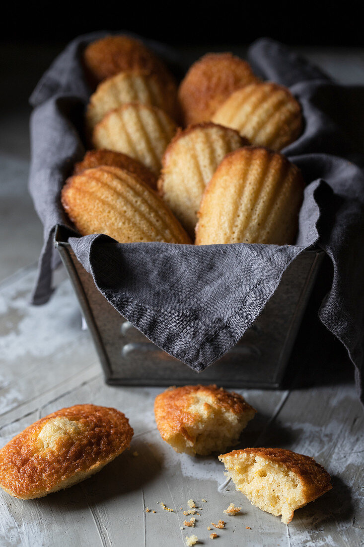 Traditionelle hausgemachte Madeleines