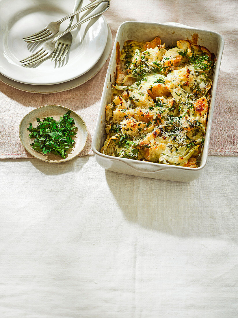 Roast fennel and bread gratin