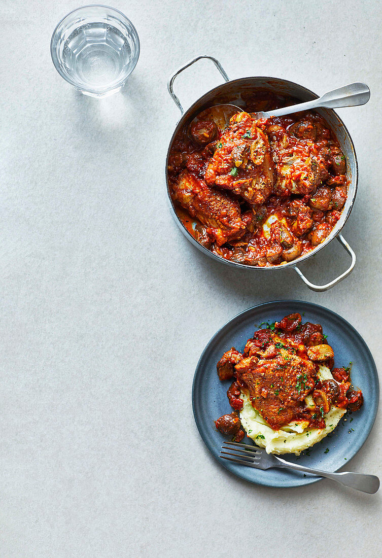 Slow Cooker Chicken Chasseur mit Pilzen und Tomaten