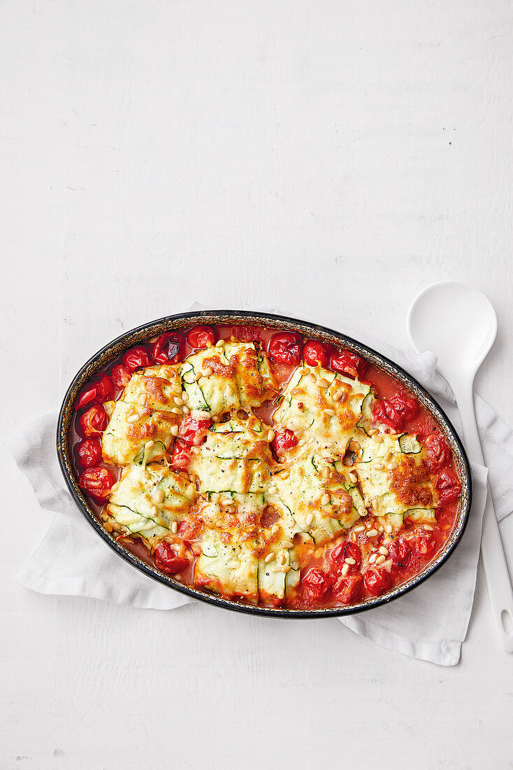 Zucchiniröllchen mit Hähnchen, Ricotta und Spinat