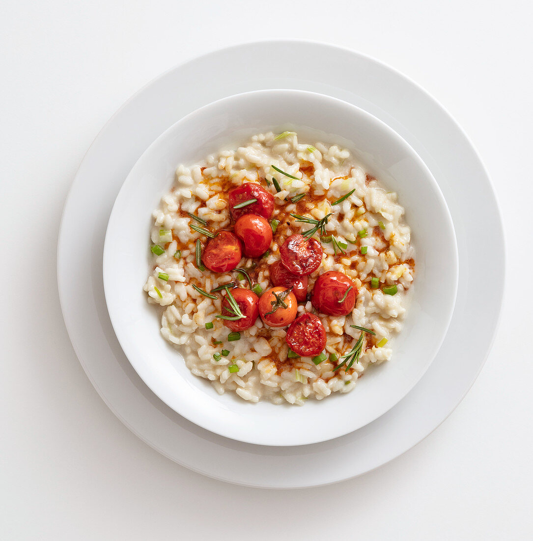 Smoked cheese risotto with cherry tomatoes