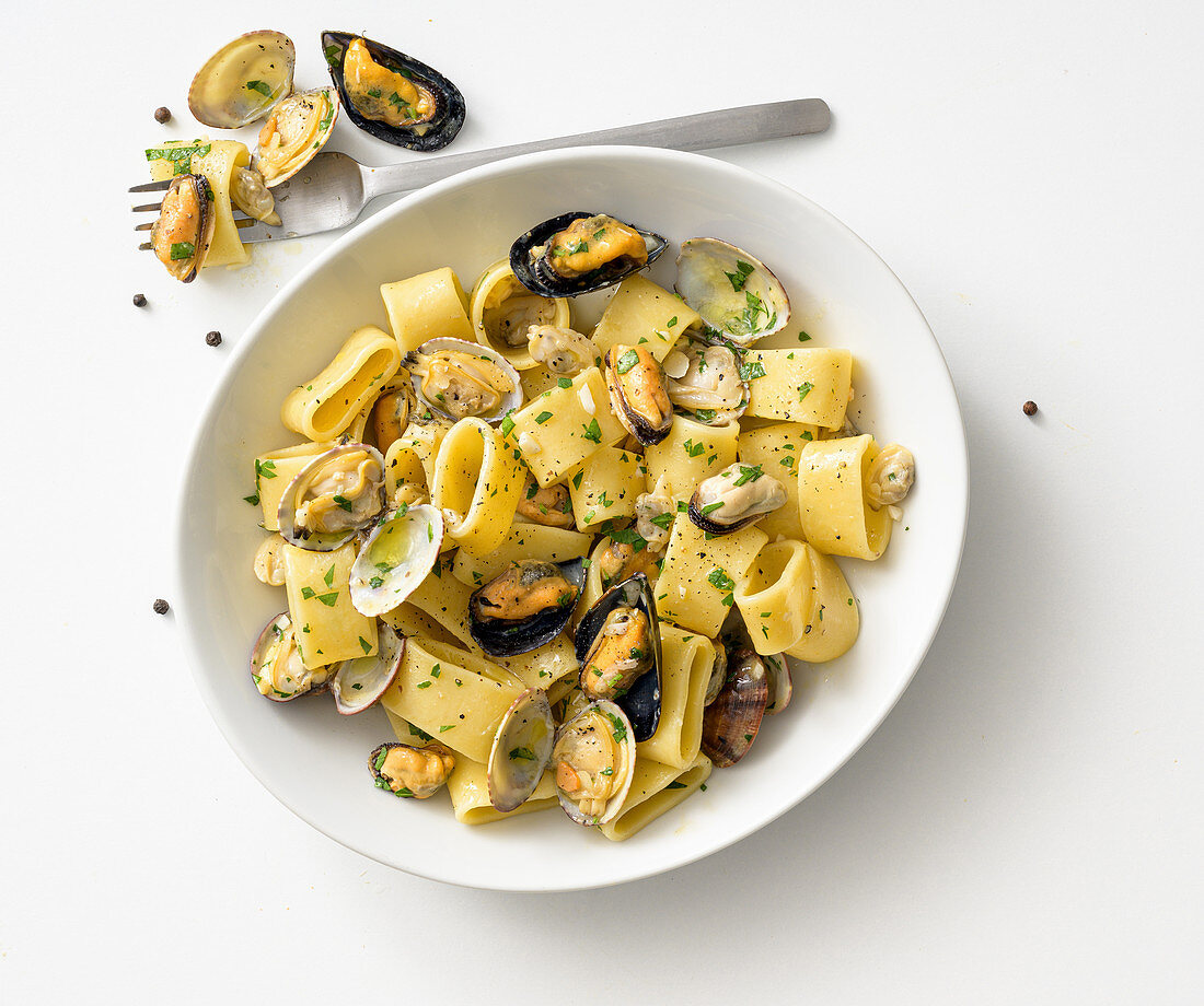 Calamarata pasta with mussels and clams