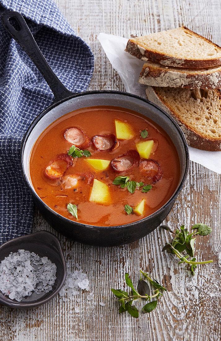 Frankfurter soup with sausages