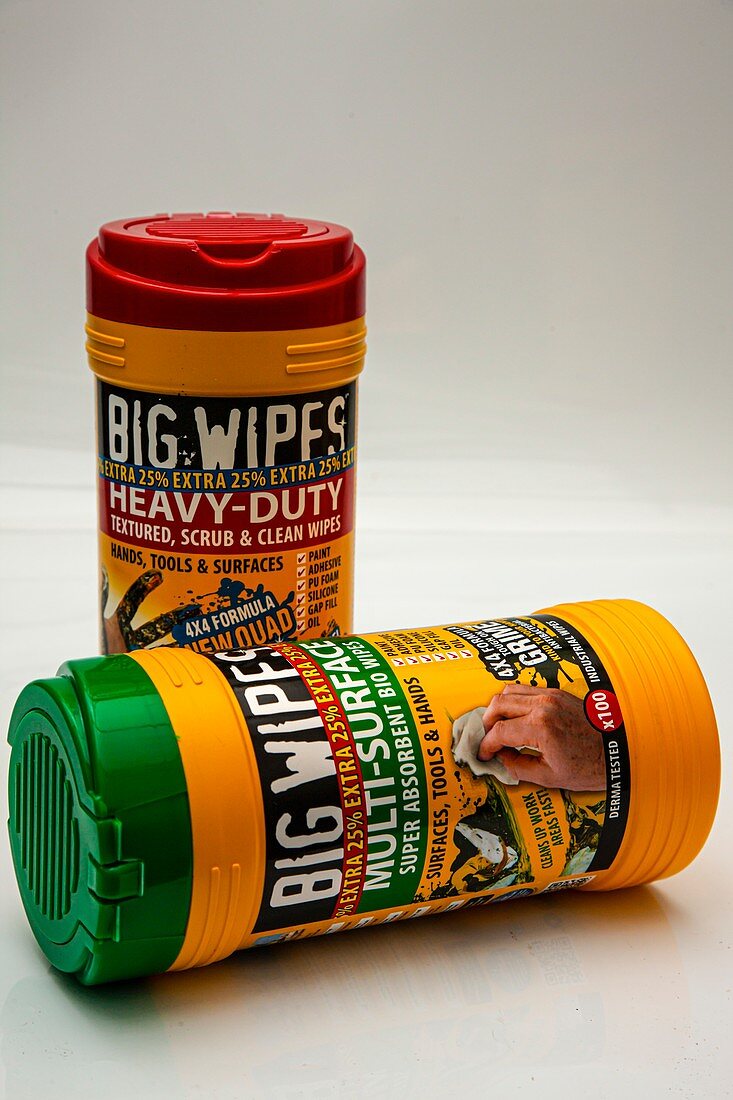 Cleaning wipes