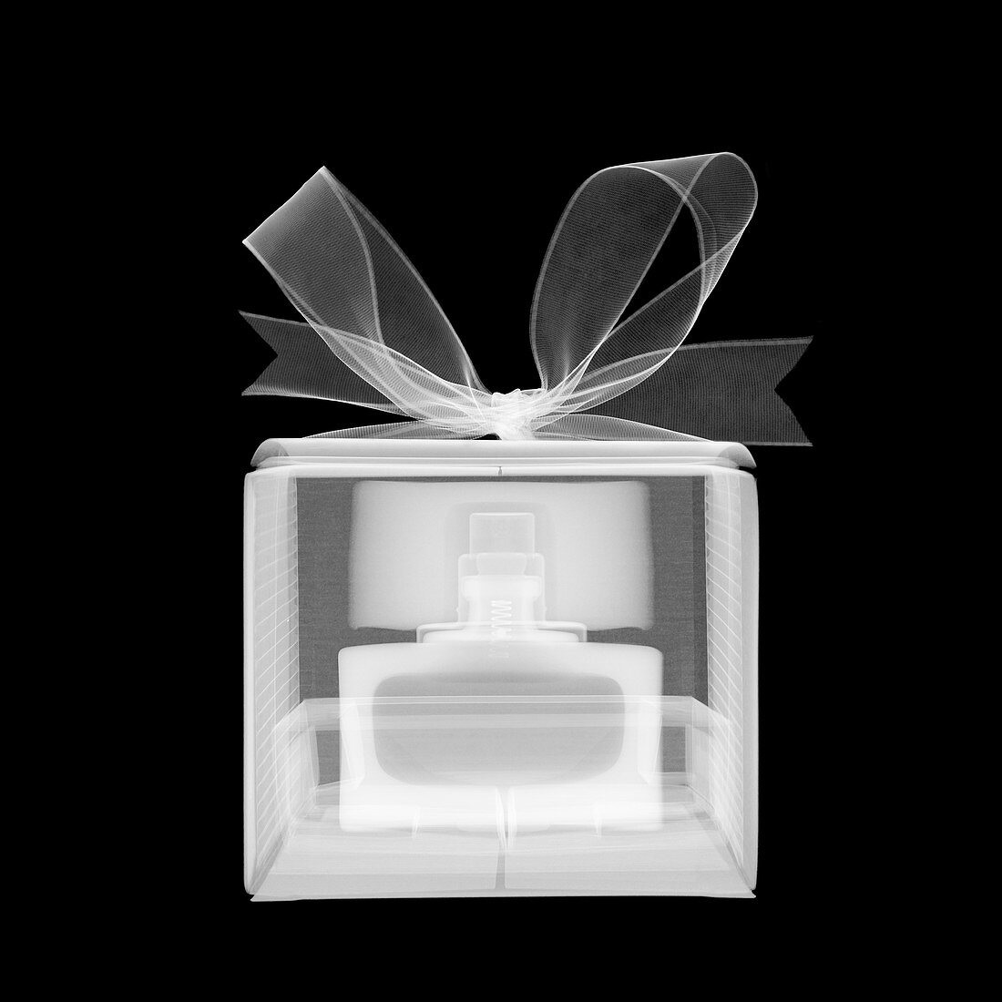 Boxed perfume, X-ray