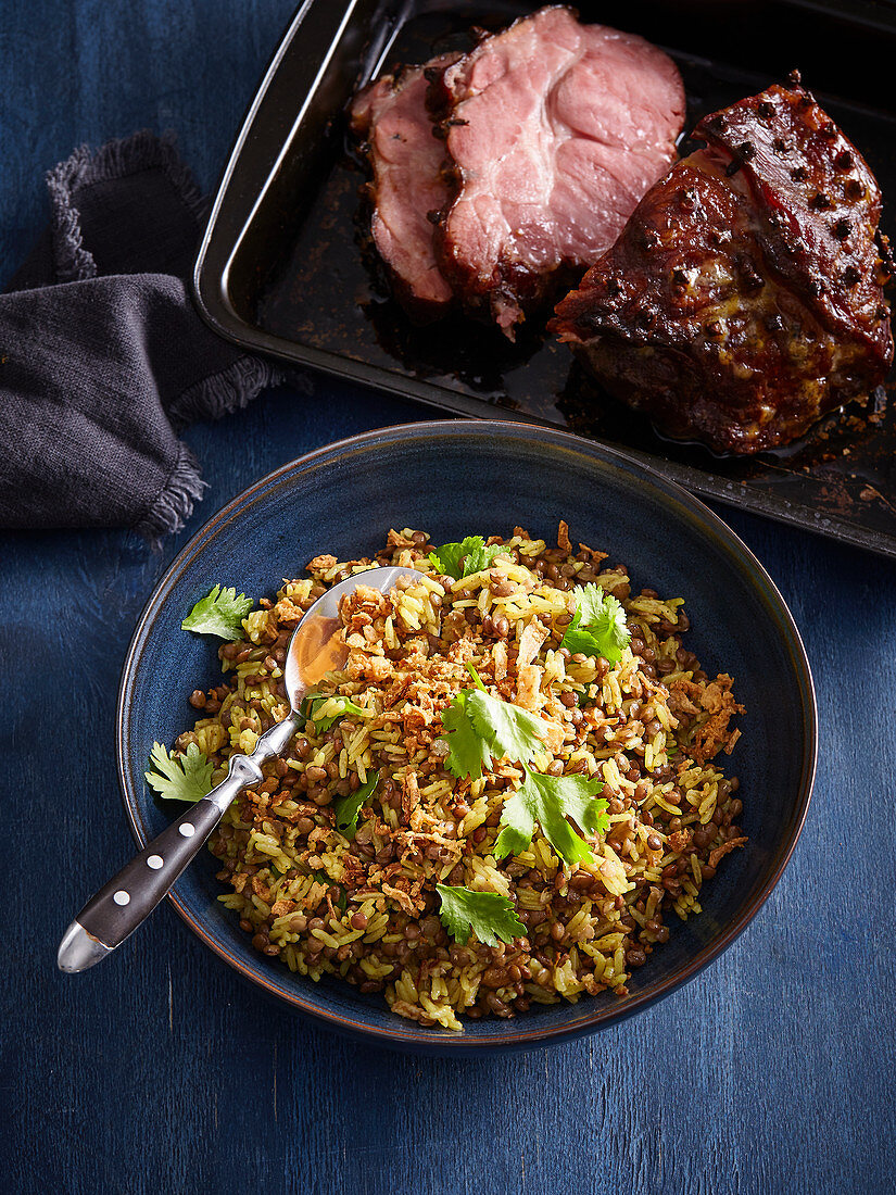 Syrian Mujadara rice with lentil and smoked meat